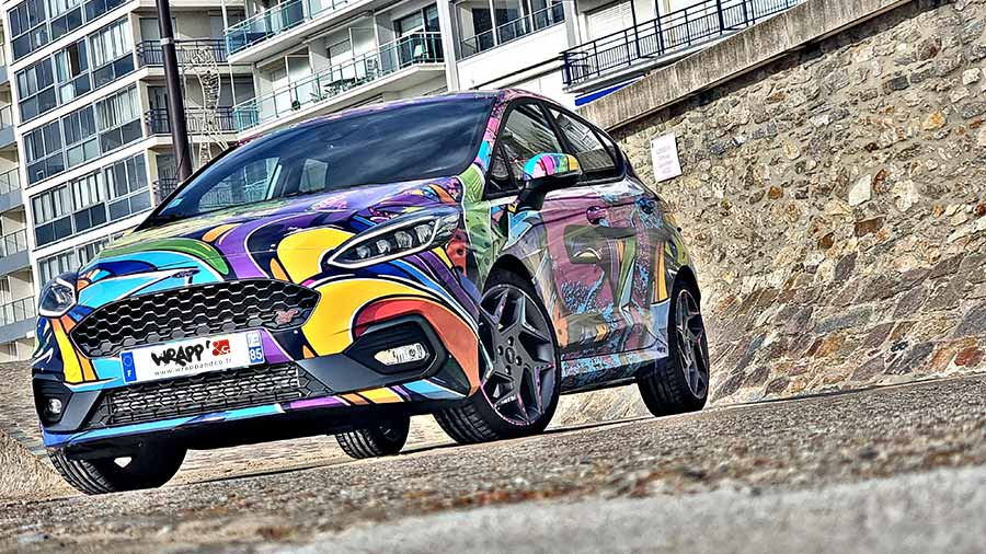 Tuning par covering personnalisé Ford Fiesta ST style graffiti
