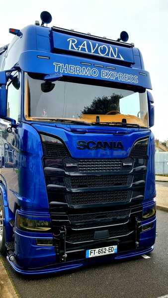 Covering tracteur poids lourd Scania